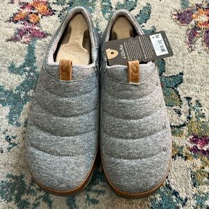 Olukai Mahana house slippers